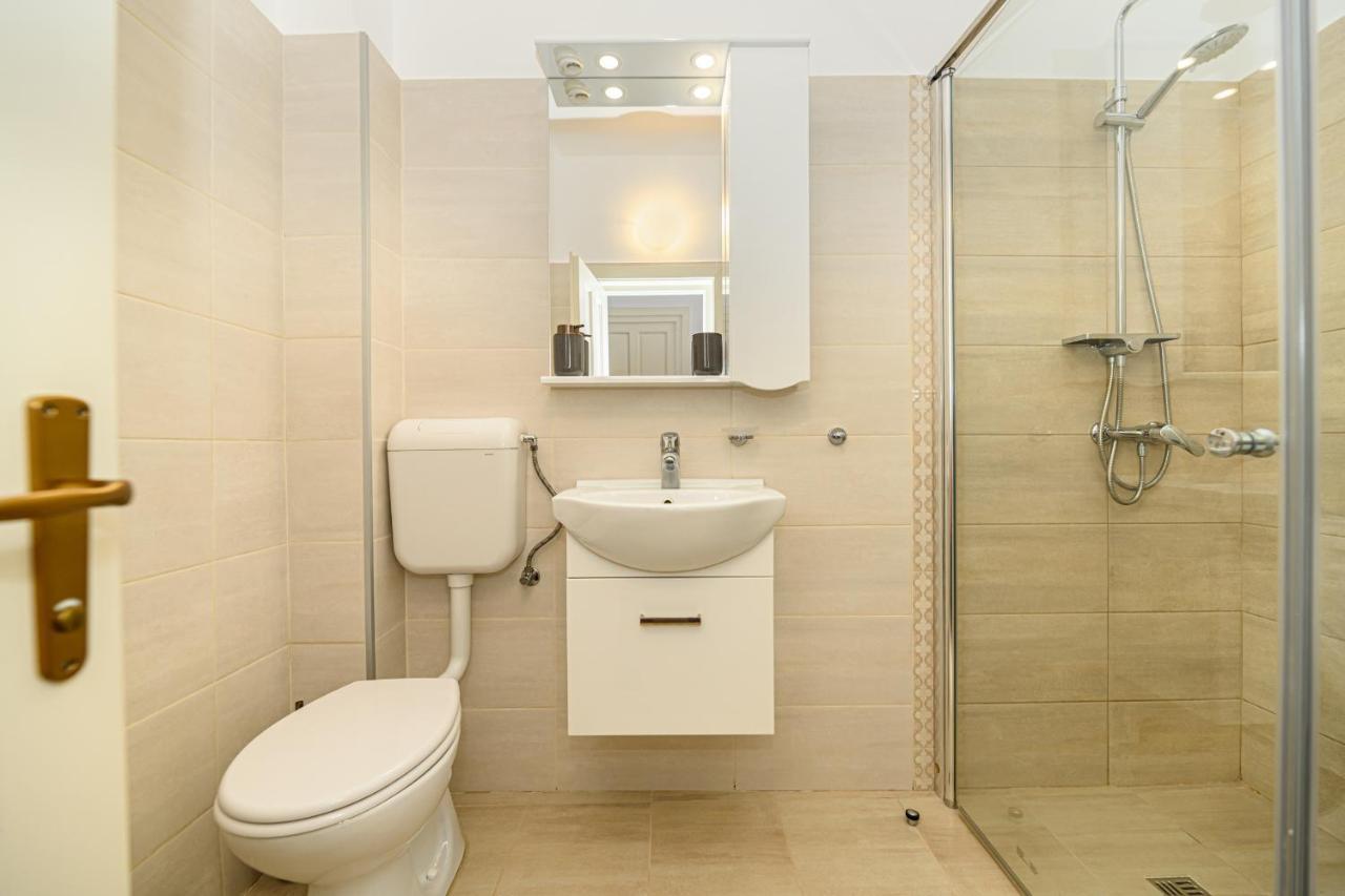 Chic&View Brasov Apartment Екстериор снимка