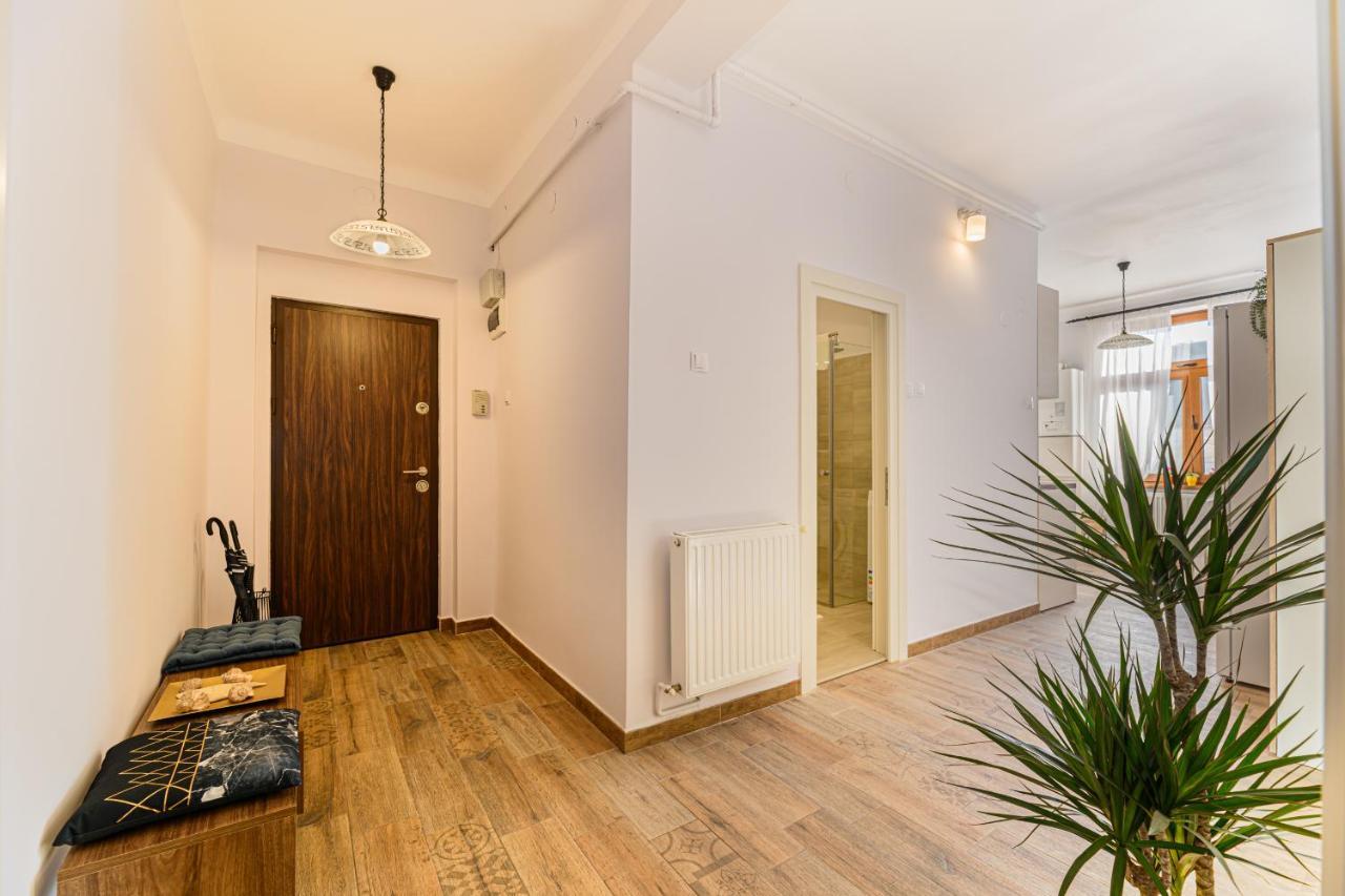 Chic&View Brasov Apartment Екстериор снимка