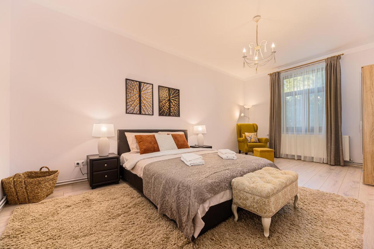 Chic&View Brasov Apartment Екстериор снимка