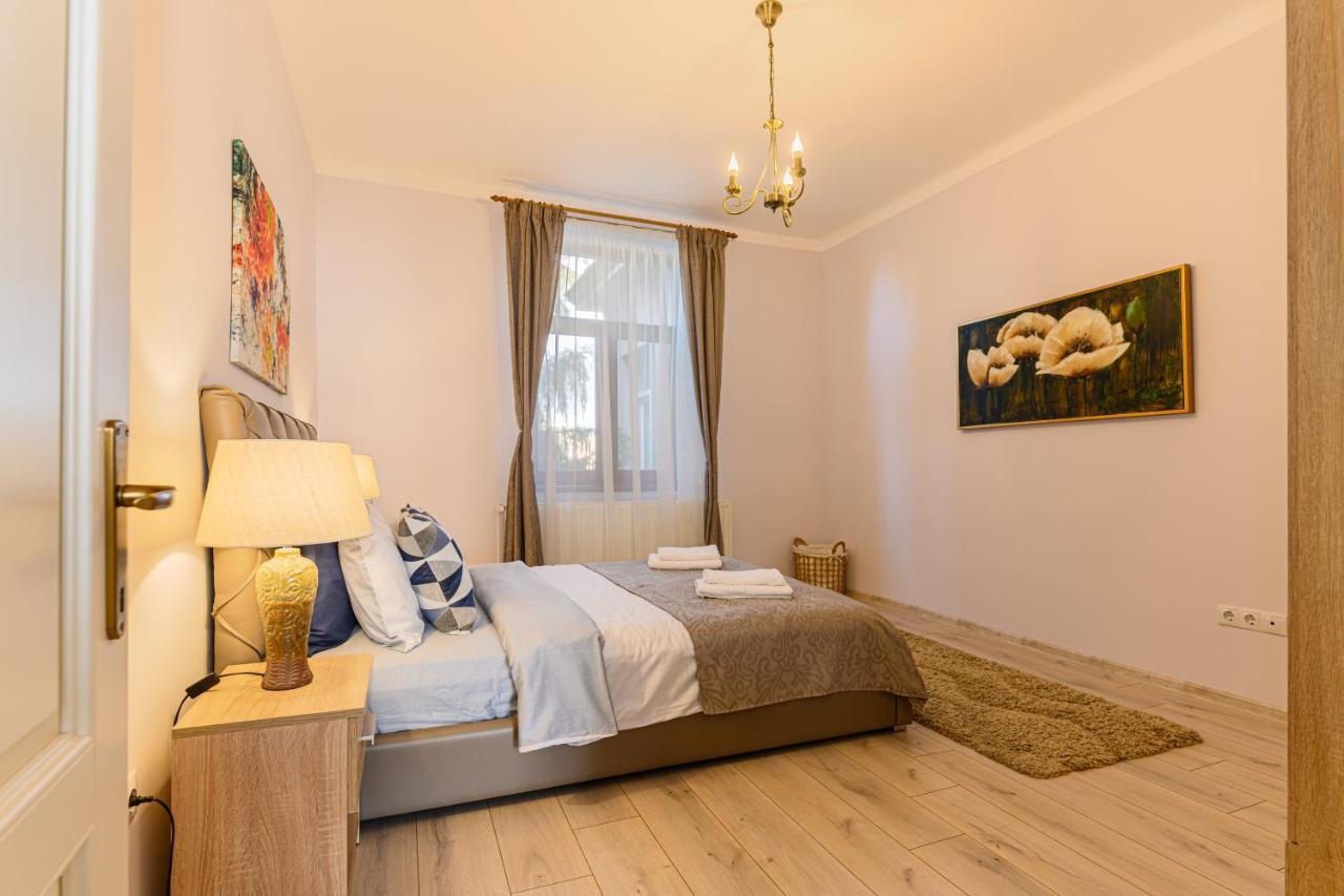 Chic&View Brasov Apartment Екстериор снимка